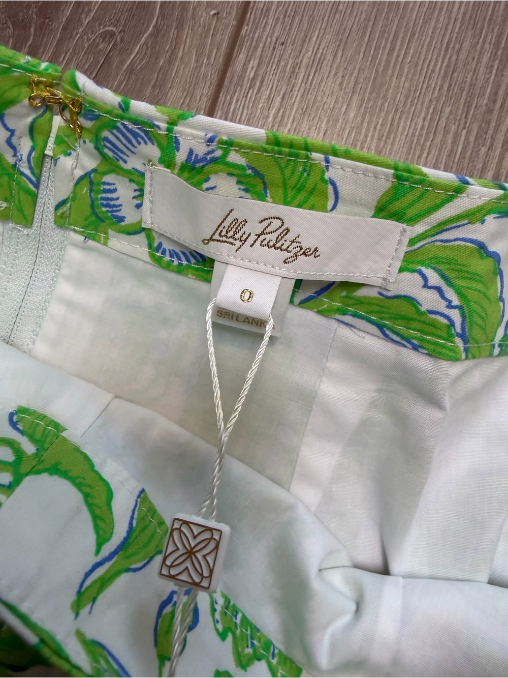 Lilly Pulitzer Tropper Mini Skirt Resort White Daffodil Hill preppy resort - Picture 5 of 6